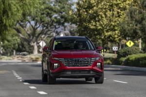 Hyundai Tucson 2022 (NX4) 2021 года  (NA)